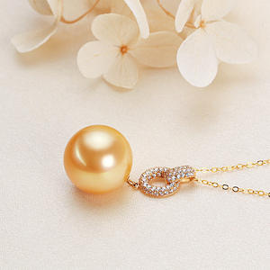 Collar con Colgante de Perla de Agua de Mar de Nanyang de 18K, Redonda, con Ligeras Imperfecciones, Cadena Fina para Clavícula - Product Image 4