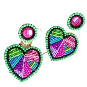 Pendientes de gota bordados con cuentas de corazón hechos a mano de lujo bonitos y elegantes, nuevo diseño de Hiba Enterprises - Product Image 1