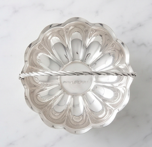 Corbeille de service vintage en argent plaqué avec poignée torsadée, décoration décorative pour table à manger, mariage ou décoration intérieure - Product Image 2