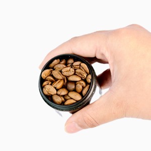 Granos de Café Tostados 100% Arábica, Tueste Claro, Paquete a Granel de 20 kg, Calidad de Exportación, Marca Privada OEM - Product Image 1