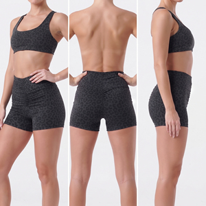 Shorts de yoga froncés pour femmes, imprimés sur mesure OEM, respirants, à taille élastique, légers, pour le jogging et l'entraînement - Product Image 5