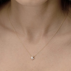 Collier avec pendentif étoile en or jaune 9 carats, diamant de laboratoire rond brillant de 0,061 carat, pour femmes, bijoux fins et délicats - Product Image 6