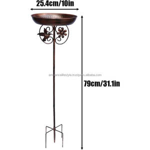 Bain d'oiseaux en métal pour jardin, au design élégant, construction durable, bassin d'eau attirant les oiseaux - Product Image 1
