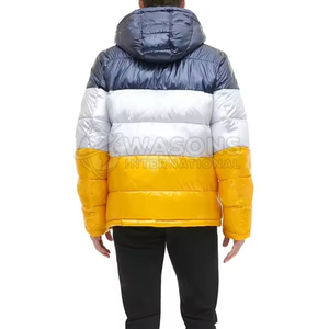 Veste matelassée pour homme à blocs de couleur, à capuche, fermeture éclair, coupe-vent, décontractée, pour l'hiver, coupe régulière, en polyester - Product Image 6