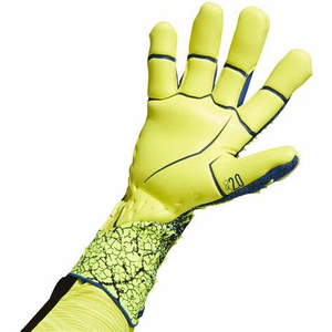 Fabriqué au Pakistan, prêt à être expédié, gants de gardien de but de football légers pour une protection accrue des doigts et de la main. - Product Image 3