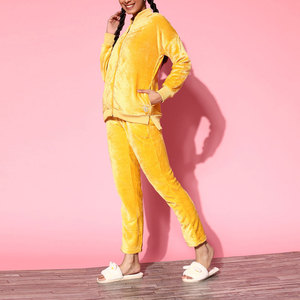 Comfortable Relaxed Fit Indoor Outdoor Women Velvet Tracksuit Smooth Finish <b>Plush</b> <b>Fabric</b> Winter Wear Women Velvet Tracksuit - Product Image 2