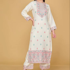 Tissu pour robe femme Safaa Kaynat Premium Acrowool tissé non coupé avec étole assortie - Collection Hiver - Product Image 1