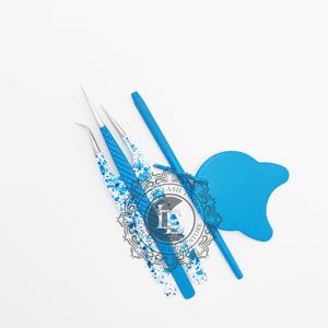 Pinzas de extensión de pestañas de punto plateado personalizables de alta calidad Recubrimiento de polvo profesional hecho a mano con etiqueta personalizada - Product Image 5