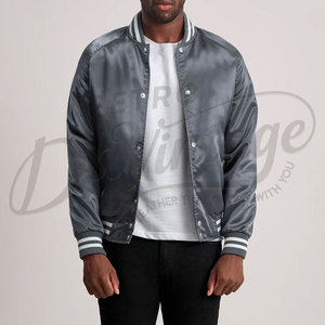 Blouson bomber en satin gris pour homme avec poignets côtelés rayés et fermeture à boutons-pression, vêtement d'extérieur léger de qualité supérieure - Product Image 1