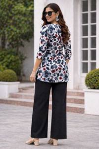 Conjunto de Kurta con Estampado Floral Digital para Mujer, con Palazzo Negro, Manga 3/4, Atuendo Étnico Informal - Product Image 4