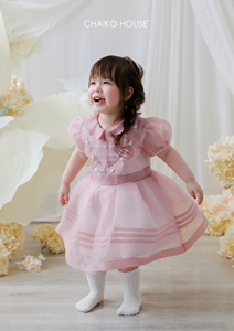 Vestido de niña de las flores de satén azul Rosella, cuello redondo, largo hasta la rodilla, manga corta, con cuentas, Chaiko House - Product Image 6