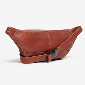Bolsos de cintura de cuero hechos a medida, elegantes y a la moda, bolsos de cintura de cuero genuino con cintura ajustable hechos a medida. - Product Image 2