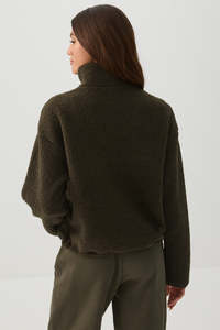 Veste en polaire sherpa personnalisée pour femmes, respirante, chaude, tissu de haute qualité, logo personnalisé, vestes d'hiver pour femmes, fournisseur OEM - Product Image 2