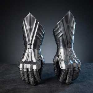 ถุงมือเหล็กโบราณทำมือ สไตล์ยุคกลาง ลายนูนแบบโมเดิร์น สำหรับนักรบ  ถุงมือเกราะกันกระแทกแบบกอธิค สำหรับงานเทศกาลยุคเรอเนซองส์ - Product Image 5
