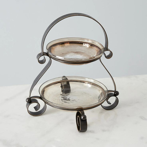 Support à gâteau en métal à deux niveaux de qualité supérieure avec assiettes en verre rondes réutilisables pour la maison, l'hôtel, le restaurant, la décoration de cuisine, en provenance d'Inde - Product Image 1