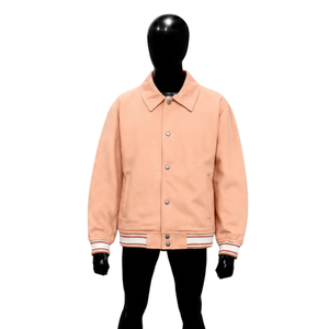 Chaqueta universitaria personalizada de lana color melocotón para hombre y mujer, al por mayor, de primera calidad, estilo Letterman, con botones a presión en la parte delantera. - Product Image 1
