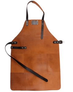Delantal de soldadura de alta resistencia para protección en trabajos metálicos industriales con correa ajustable para el cuello y cobertura frontal completa para taller - Product Image 1