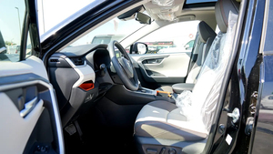 BRAND NEW 2025 <b>TOY</b> OTA RAV 4 ADVENTURE 0KM 5 SEATERS 4CYLINDER 299HP AUTOMATIC TRANSMISSION - Product Image 4