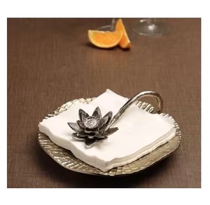Porte-serviettes en métal et bois, design moderne, pour la maison, les hôtels et les restaurants, décoration intérieure. - Product Image 4