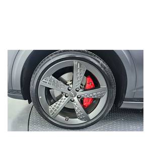 Genesis GV70 2.5T 2024, Gasolina, Tracción en las Cuatro Ruedas, 23,416 km, Caja de Cambios Automática, Asientos de Cuero, Cámara Trasera, Volante a la Izquierda - Product Image 5