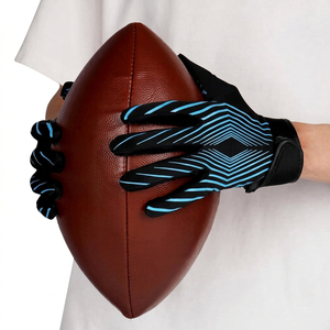 Gants de football américain à prix de gros, design en cuir super adhérent, impression de logo personnalisé, antidérapants, avec sangle de poignet extensible et réglable - Product Image 5
