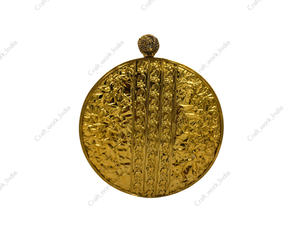 Pochette ronde indienne faite à la main en nacre avec un design en spirale de fil de laiton, sac à main de soirée de luxe pour femmes - Product Image 3