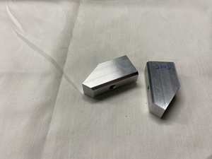 Pièces en acier inoxydable personnalisées OEM Usinage CNC direct en usine Fraisage Perçage Type de fabrication personnalisé Brochage ISO - Product Image 5