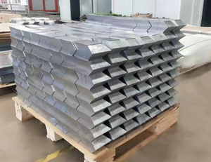 Venta Caliente de Fábrica Año Nuevo 2025: Plomo a Granel de Alta Pureza con Dimensiones de 550*85*85mm y Composición Química Sb Sn Zn Fe Cd - Product Image 2