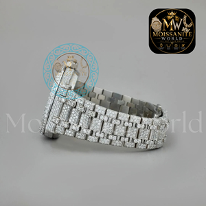 Montre analogique à quartz de luxe pour femme en acier inoxydable sertie de diamants, avec verre saphir et fermoir déployant, boîtier rond de 40 mm - Product Image 4