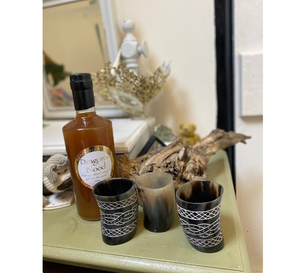 Taza de cuerno para beber ecológica hecha a mano/Material Natural de vidrio Logotipo personalizado Característica pulida para artesanías naturales de Navidad - Product Image 2