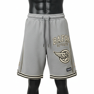 Shorts de basket-ball pour hommes en polyester interlock premium, gris clair avec panneaux rayés, shorts de sport personnalisables avec logo, shorts de basket-ball pour hommes - Product Image 4