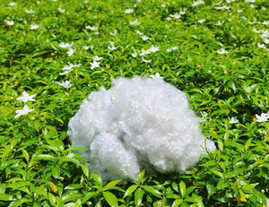 Fibra de Poliéster Reciclada Blanca de Vietnam, Sin Silicona, 15D 32/64mm, Antiestática, Antideformación, Relleno Hueco Conjugado - Product Image 4