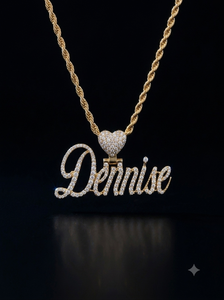 Colgantes de Corazón con Letra Minimalista de Moissanita Helada Personalizables y Modernos, de Oro Sólido de 10K, con Escritura Cursiva, Dijes de Collar Unisex para Regalo - Product Image 6