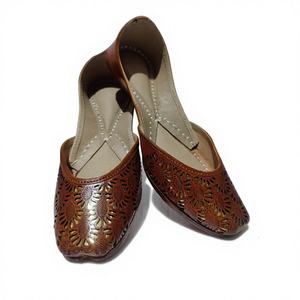 Style traditionnel indien BS INTERNATIONAL tendance de la mode en cuir véritable dames broderie Durable haute qualité chaussures fantaisie pour - Product Image 5