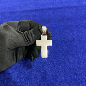 Collar con colgante de cruz de lujo con incrustaciones de moissanita VVS, plata de ley 925, corte baguette, joyería hip hop para regalo - Product Image 6