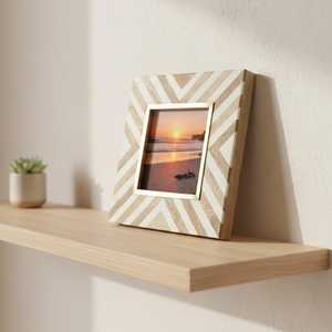 Cadre photo de luxe en MDF avec incrustation d'os, travail en résine et mosaïque de nacre - Product Image 4
