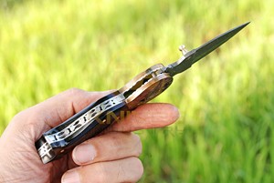 Cuchillo Plegable de Acero de Damasco Hecho a Mano con Mango de Cuerno de Búfalo, Cuchillo de Bolsillo para Camping al Aire Libre, OEM/ODM Disponible - Product Image 4