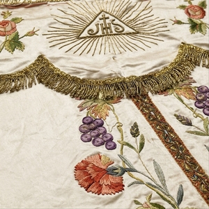 Premium Hand Embroidered Liturgical Vestment Gold Metallic Thread Zardozi Satin Church Altar Cover Cloth <b>Banner</b> - Product Image 6