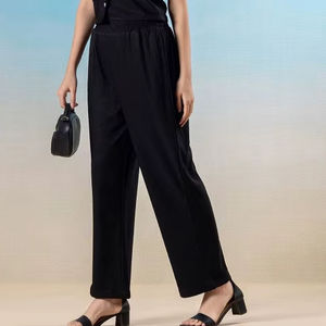 Robe midi décontractée noire en dentelle pour femme, style classique et tendance, idéale pour les tenues de soirée, prix de gros Inde - Product Image 1