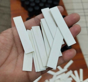 Manche de couteau moderne élégant en os de buffle blanc écologique, 60 mm de long, 2 mm d'épaisseur, fait main, matériau en vrac - Product Image 1