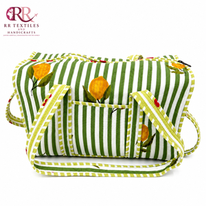 Sac de voyage matelassé en coton avec doublure en polyester, imprimé floral, fermeture éclair, deux anses, grande capacité, sac de plage et de shopping - Product Image 4