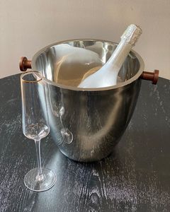 Seau à glace en métal rustique pour le refroidissement du champagne et du vin, le stockage de boissons, les fêtes en plein air, les mariages, les hôtels, les restaurants et les bars - Product Image 2