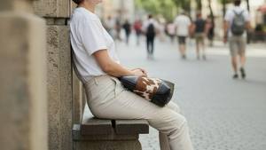 กระเป๋าโท้ทหนังแท้ทำมือ แต่งขนสัตว์ ปักลาย สีพื้น ปิดซิป สำหรับผู้หญิง รุ่น LHTB-0021 - Product Image 3