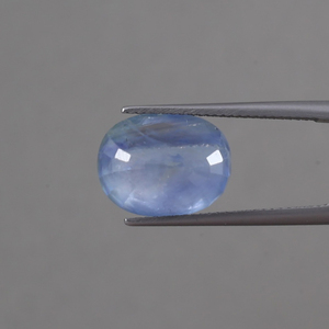 Saphir bleu naturel de qualité supérieure en gros, 11,88 carats, taille ovale 14x11MM, phosphorescent, poli à la main, certifié IGI - Product Image 3