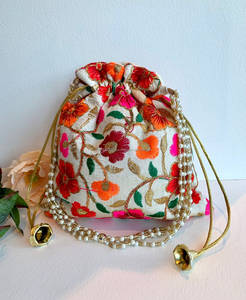 Indian Handmade Embroidery Ethnic wedding Gift Party Bags wrist handbag coin Potli Bags Bag For Gifts In Weddings