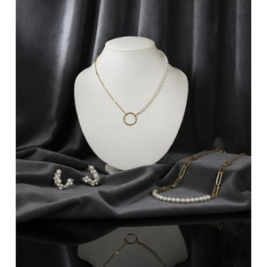 Collar de Perlas de Oro de 18 Quilates con Cadena de Eslabones Alargados y Colgante de Perla de Agua Dulce - Product Image 6