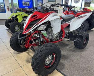 Grande Promotion sur le Quad Yamaha Raptor 700R SE 5 vitesses 2025-2026 à vendre avec garantie - Product Image 1