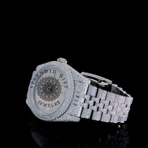 Reloj de Lujo para Hombre con Diamantes Moissanite, Cuarzo Analógico, Cristal de Zafiro, Movimiento ETA, Resistente al Agua 10m, Cierre Oculto - Product Image 3
