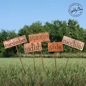 Simple iron Plant Stakes With Copper Tags For Herb Labeling Garden Use - Product Image 3