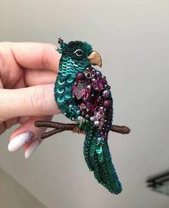Luxury Customized Floral Embroidery Beaded Brooch Handmade Fashion Pin for Weddings Parties Events Unisex - Product Image 2